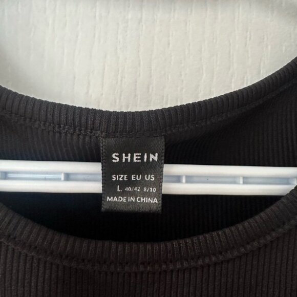 Black Ribbed Tank Top - Picture 3 of 3